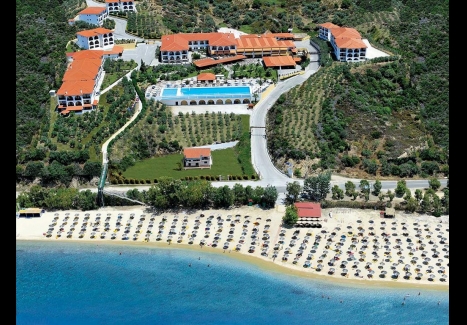Ранни Резервации за лятна почивка 2019 в Гърция, Халкидики: 3, 5 или 7 нощувки на база All Inclusive в хотел Akrathos 4* от 234 лева на човек