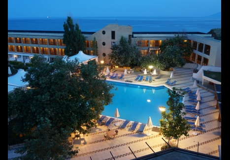 Alexander Beach Hotel & SPA 5* -  Великден 2019 в Гърция, в Александруполис: 2 или 3 нощувки на база закуска + Великденска Гала Вечеря + Великденски обяд  за цени от 299 лв на човек