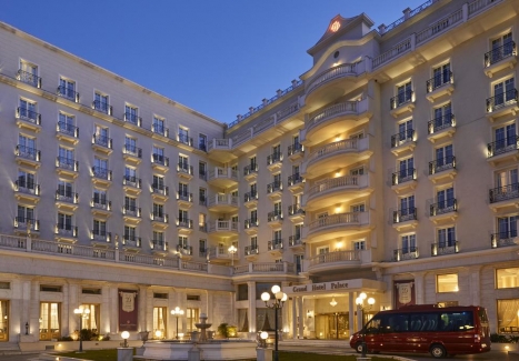 Нова Година 2019 в Солун: 2 или 3 нощувки + закуски + НОВОГОДИШНА ГАЛА ВЕЧЕРЯ в петзвездния Grand Hotel Palace 5* от 346 лв