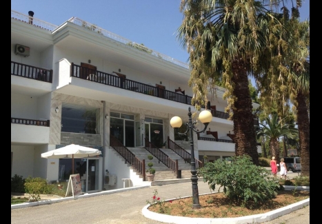 Forest Park Hotel 3* - Ранни резервации за ЛЯТО 2019 в Гърция, Халкидики: 3, 5 или 7 нощувки + закуски и вечери на цени от 116 лв на човек