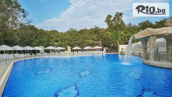 Лято 2026г. в Хотел Форест Бийч 4* на 150 м. от плажа в Приморско! All Inclusive нощувка + басейни, 2 шезлонга и чадър на плажа, от 2 до 20.07 и от 11 до 24.08
