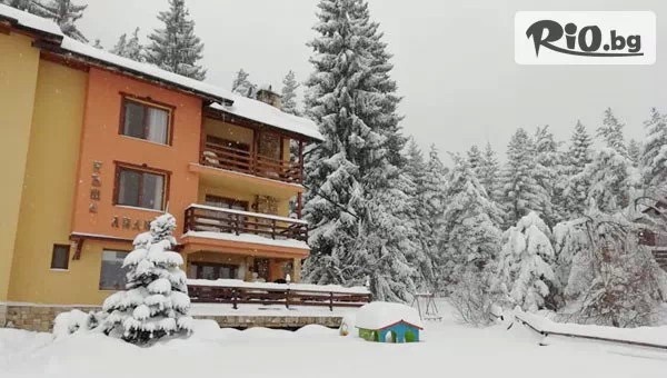 Почивка за двама в Къща за гости Лидия, Цигов чарк до 28 Февруари! Нощувка в стая с хидромасажен душ или с джакузи + топло градинско джакузи и барбекю