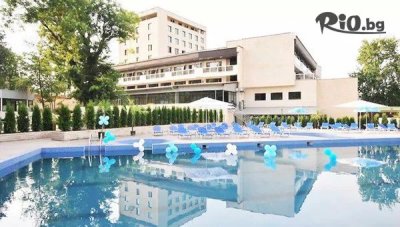 Изгодна зимна почивка в  Хотел България 4*, Петрич! Нощувка със закуска