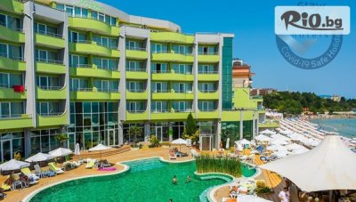 Почивка на брега на морето в Несебър през Май и Юни! Нощувка на база Ultra All Inclusive + басейни, шезлонг и чадър на басейна, от Хотел МПМ Арсена