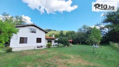 Изгодна почивка в Къща за гости Ореха, Априлци до 31 Март! Нощувка за до 8 човека + джакузи и детски кът