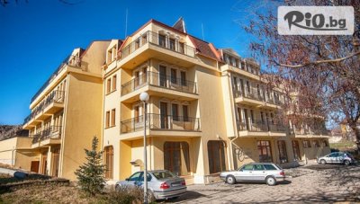 СПА почивка в Хисаря! 1 или 2 нощувки със закуски + вътрешен топъл минерален басейн с джакузи и релакс зона, от Хотел Си Комфорт