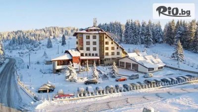 Почивка в Хотел КООП Рожен, Пампорово от 30 Януари до 3 Март! Нощувка, закуска и възможност за вечеря + закрит басейн, релакс зона и детс