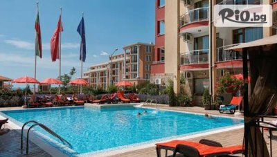 Морска почивка в Хотел Александра, Свети Влас! Нощувка със закуска и вечеря + басейн, чадър, шезлонг и Безплатно за дете до 12 г.