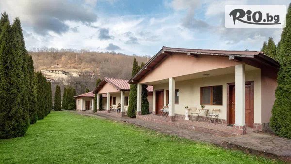 Почивка в Комплекс Тихия кът, Рибарица! Нощувка за до четирима с възможност за закуска и вечеря + ползване на барбекю и паркинг