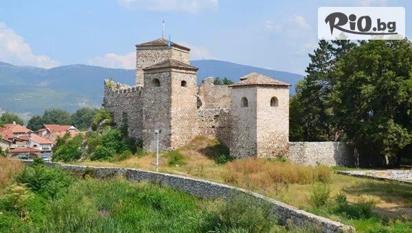 Незабравим 8-ми Март в Пирот! Нощувка със закуска и Празнична вечеря с жива музика + автобусен транспорт