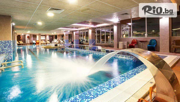 Зимен СПА рестарт в Балнеокомплекс и СПА Акватоник 4*, Велинград! Нощувка, закуска и възможност за вечеря + външен и вътрешен басейн и СПА
