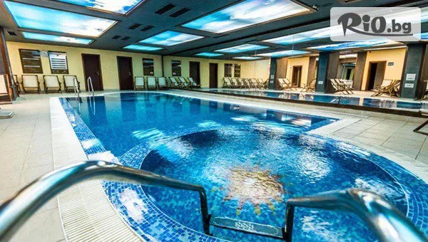 СПА релакс и семеен уют в Парк Хотел Гардения 4*, Банско през Април! Нощувка със закуска + Безплатно за дете до 7.99 г. + СПА и басейни