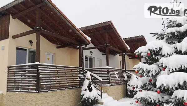 Почивка във Вилно селище Свети Георги, Цигов чарк! Нощувка със закуска и вечеря в самостоятелна къщичка с гледка към яз. Батак до 31 Март