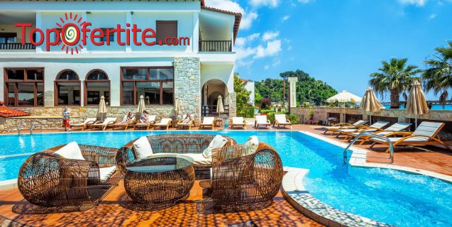 Possidi Paradise Hotel 4*, Касандра, Халкидики, Гърция, първа линия! Нощувка + закуска, вечеря и ползване на басейн на цени от 61.10 лв. на човек