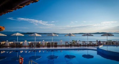 Великден и майски празници в Акти Урануполи 4**** със закуска и вечеря